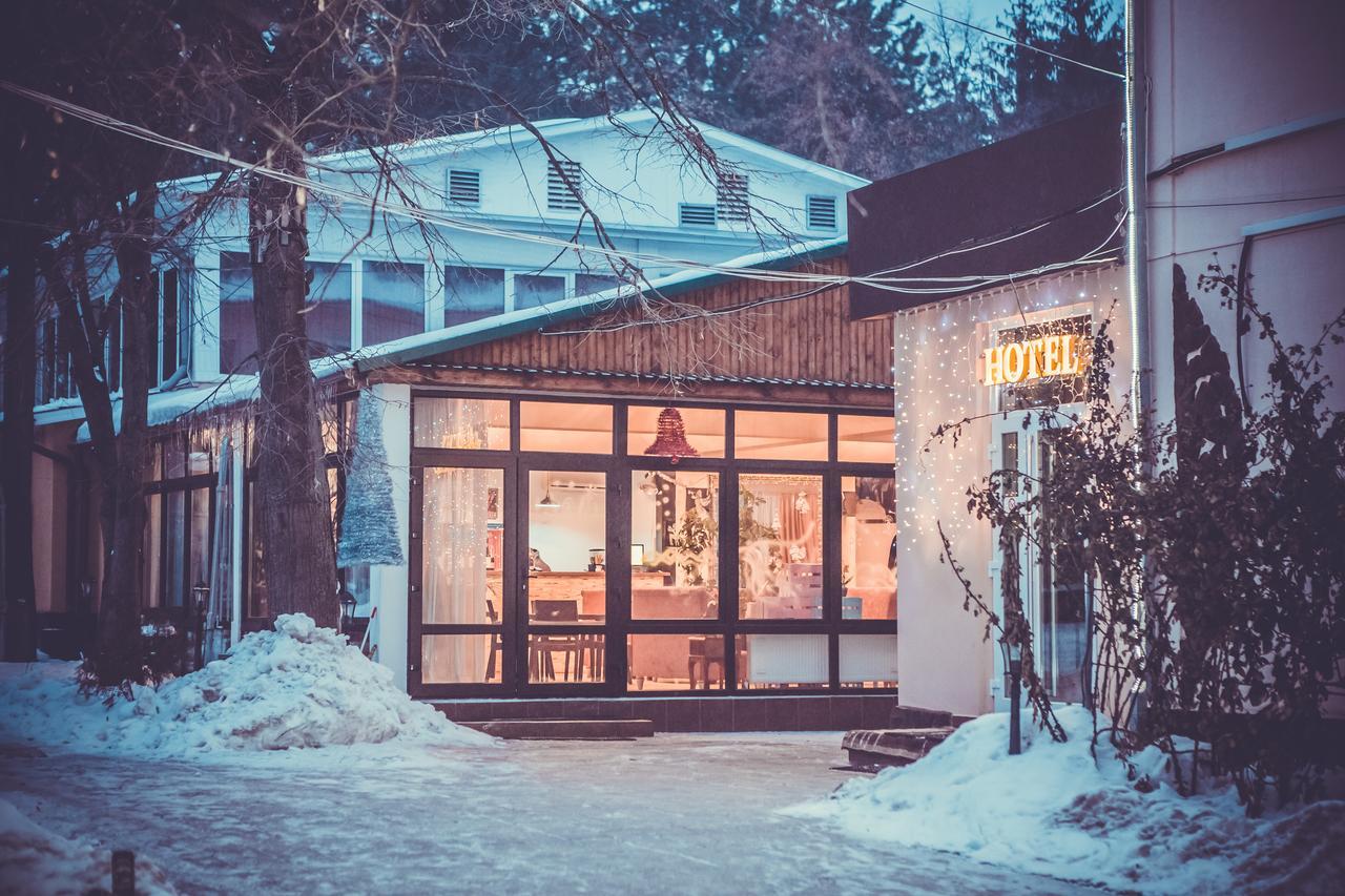 Vila Bomond Hotel Edinet Buitenkant foto